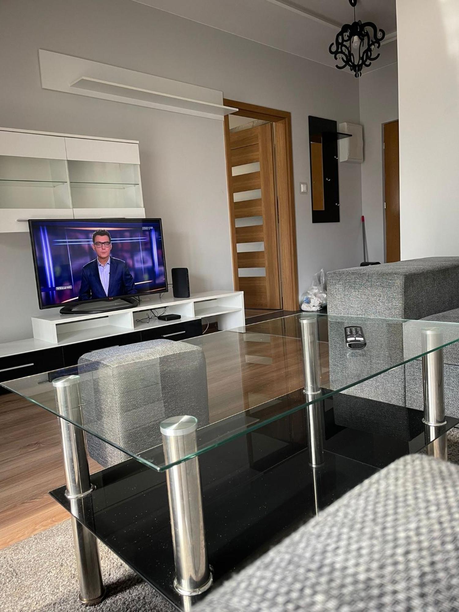 Apartament Laura Z Ogrodkiem Kielce Dış mekan fotoğraf