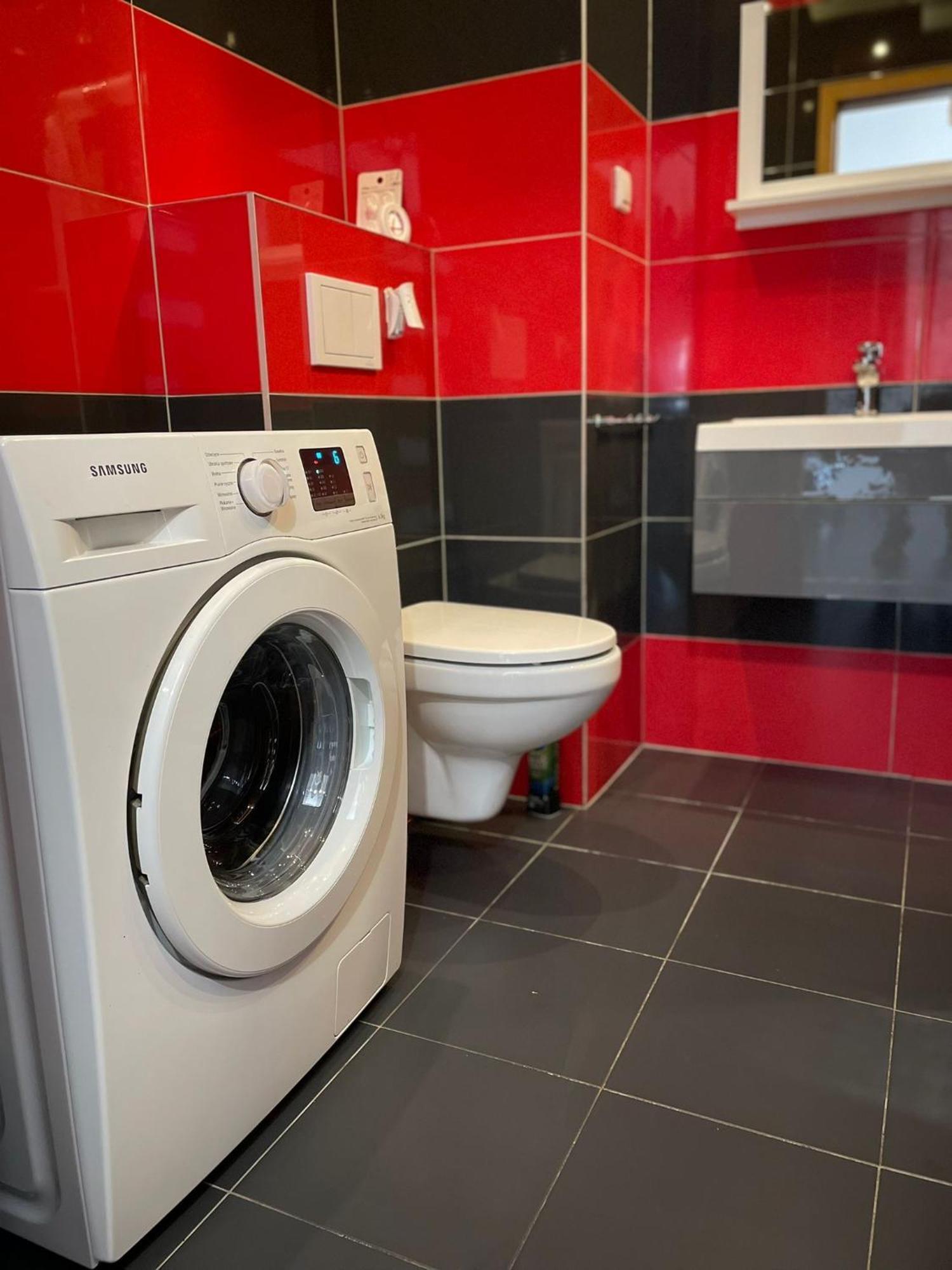 Apartament Laura Z Ogrodkiem Kielce Dış mekan fotoğraf